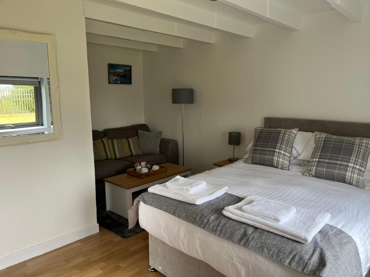 The Kilted Fox Bed and Breakfast Portree Exteriör bild